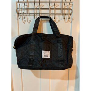 ZERUSHI branded bag, duffel or gym bag.